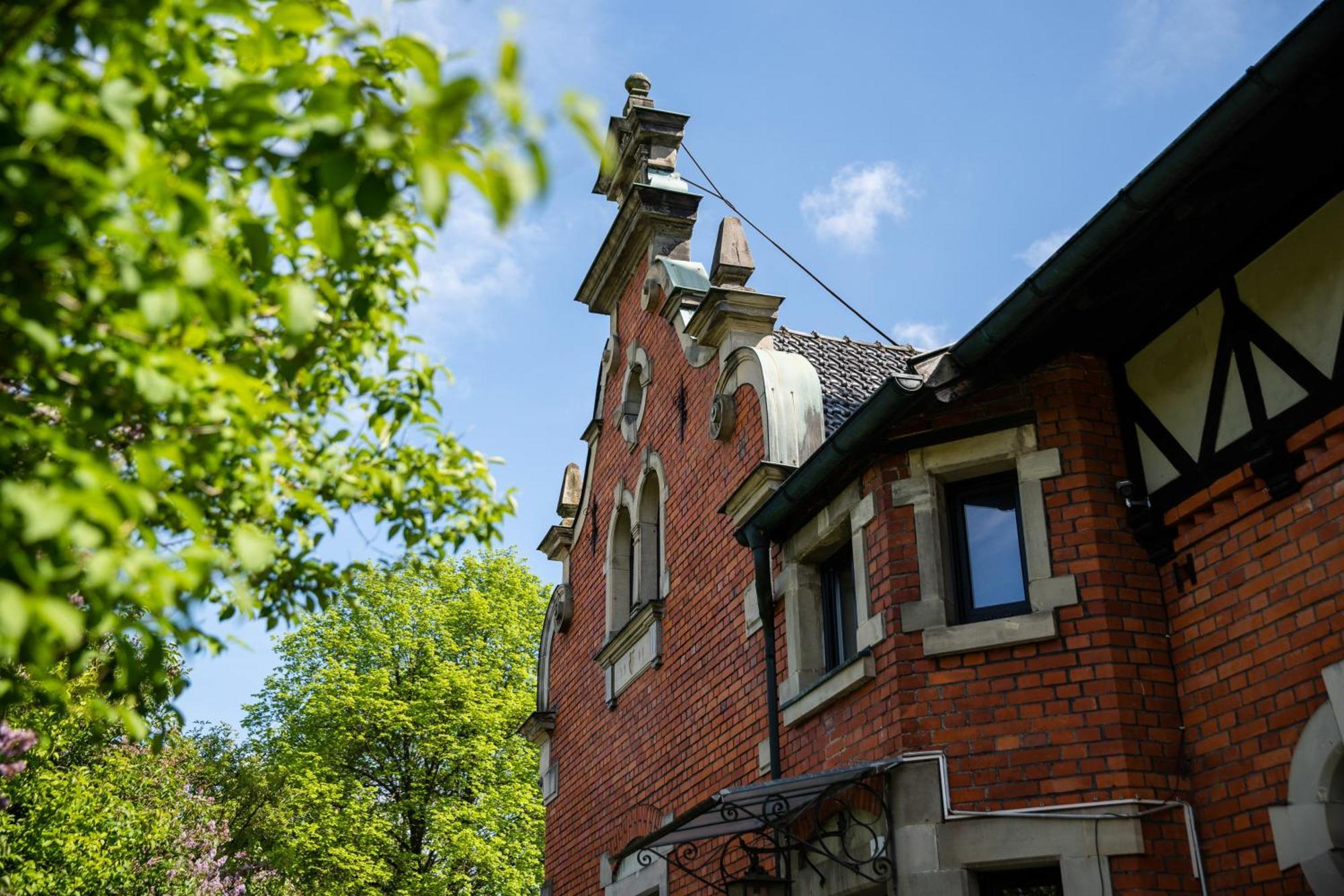 Alte Schule Spittelstein 1Og Links Apartamento Rödental Exterior foto